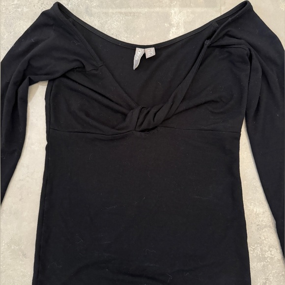 ASOS DESIGN Twist Front Bardot Top With Long Sleeves  Size 4 - Picture 4 of 7